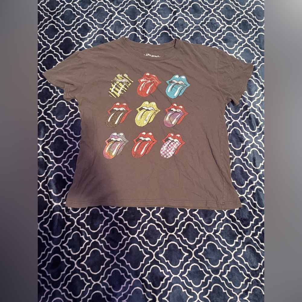 Grey T-shirt